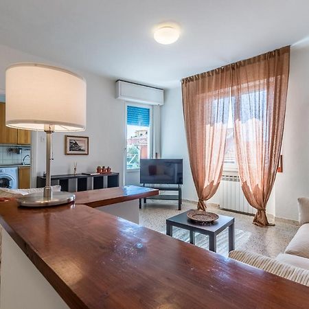 Sunshine House Lerici Apartment Luaran gambar